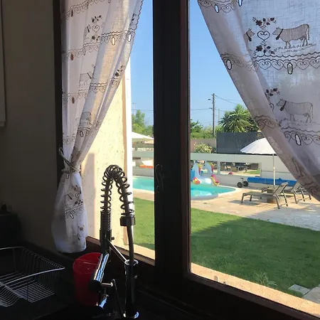 Debbie's Crew House * Antibes